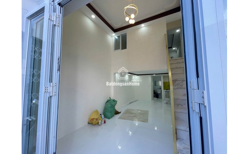 Nhà 2,5 tầng mới đẹp – Hẻm đường Phùng Hưng, Phước Long, Nam Nha Trang